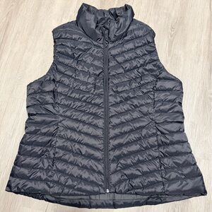 Old Navy Black Quilted Vest